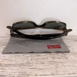 Ray-Ban | Accessories | Nwot New Wayfarer Rayban Tortoise  display picture 3